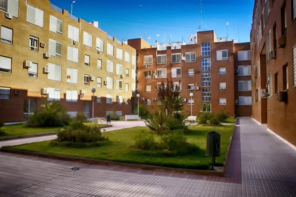 Home@Porvenir Vft/Se/03555 Sevilla Exterior foto